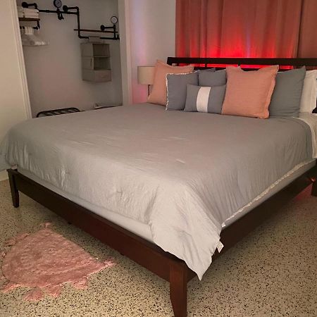 Stayover In Miami Home 2Br - 1Bth - Free Parking Eksteriør billede