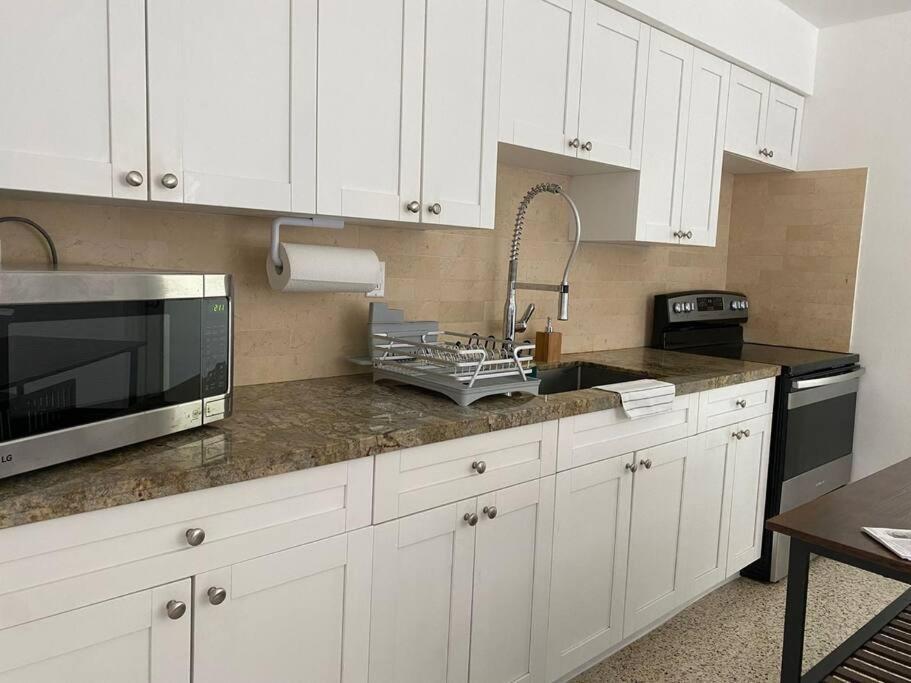 Stayover In Miami Home 2Br - 1Bth - Free Parking Eksteriør billede